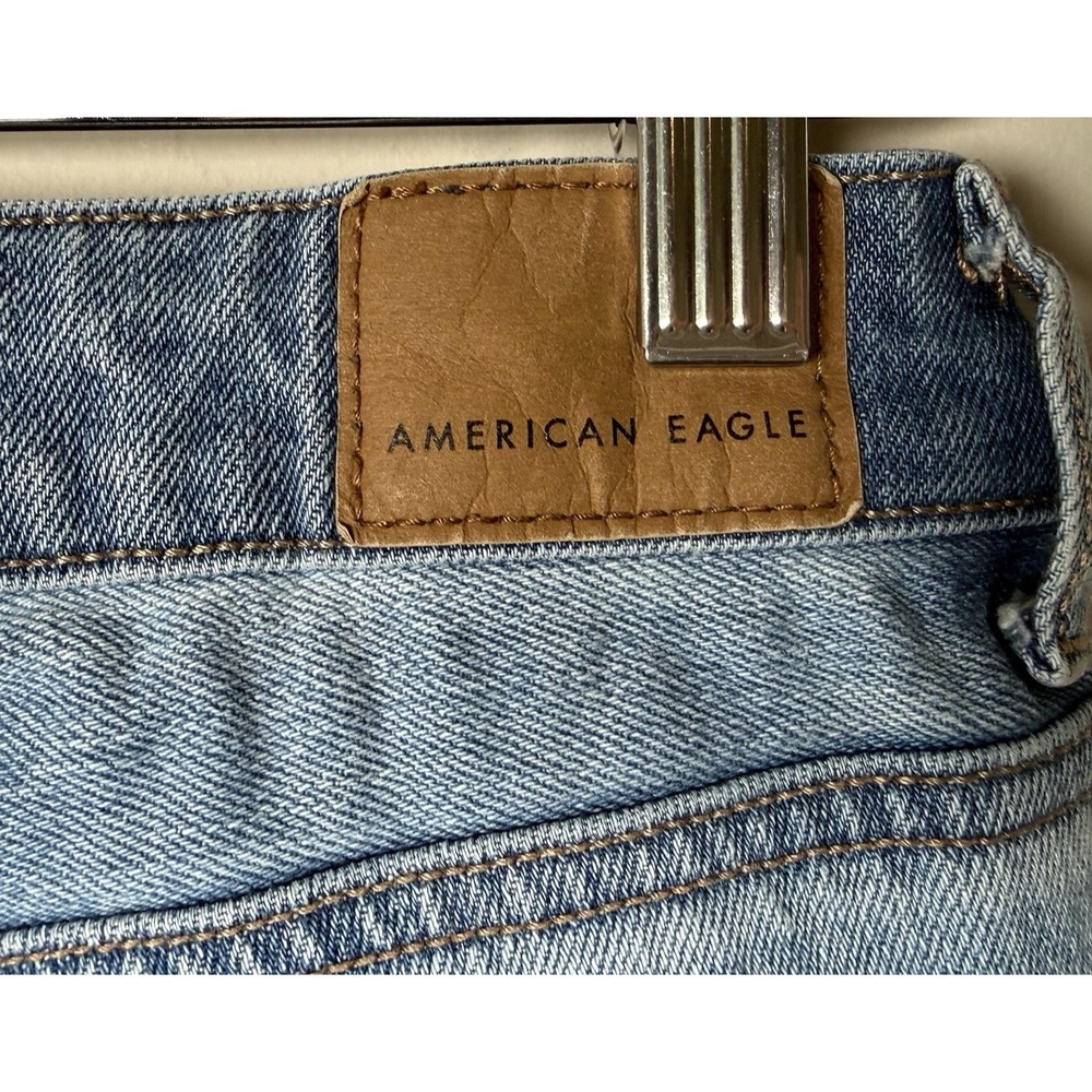 American Eagle Ripped Mom Jeans Size 0 NWOT Comfort Stretch Waistband Distressed - Picture 9 of 12